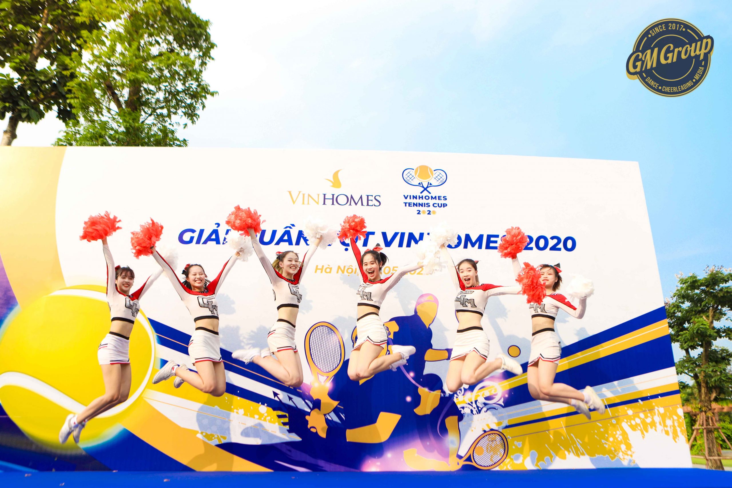 Nhảy cổ động giải Tennis Vinhomes
