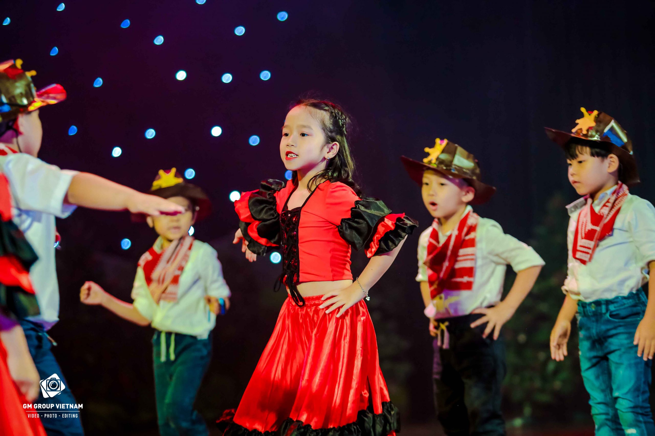 Bế mạc trường tiểu học Jean Piaget