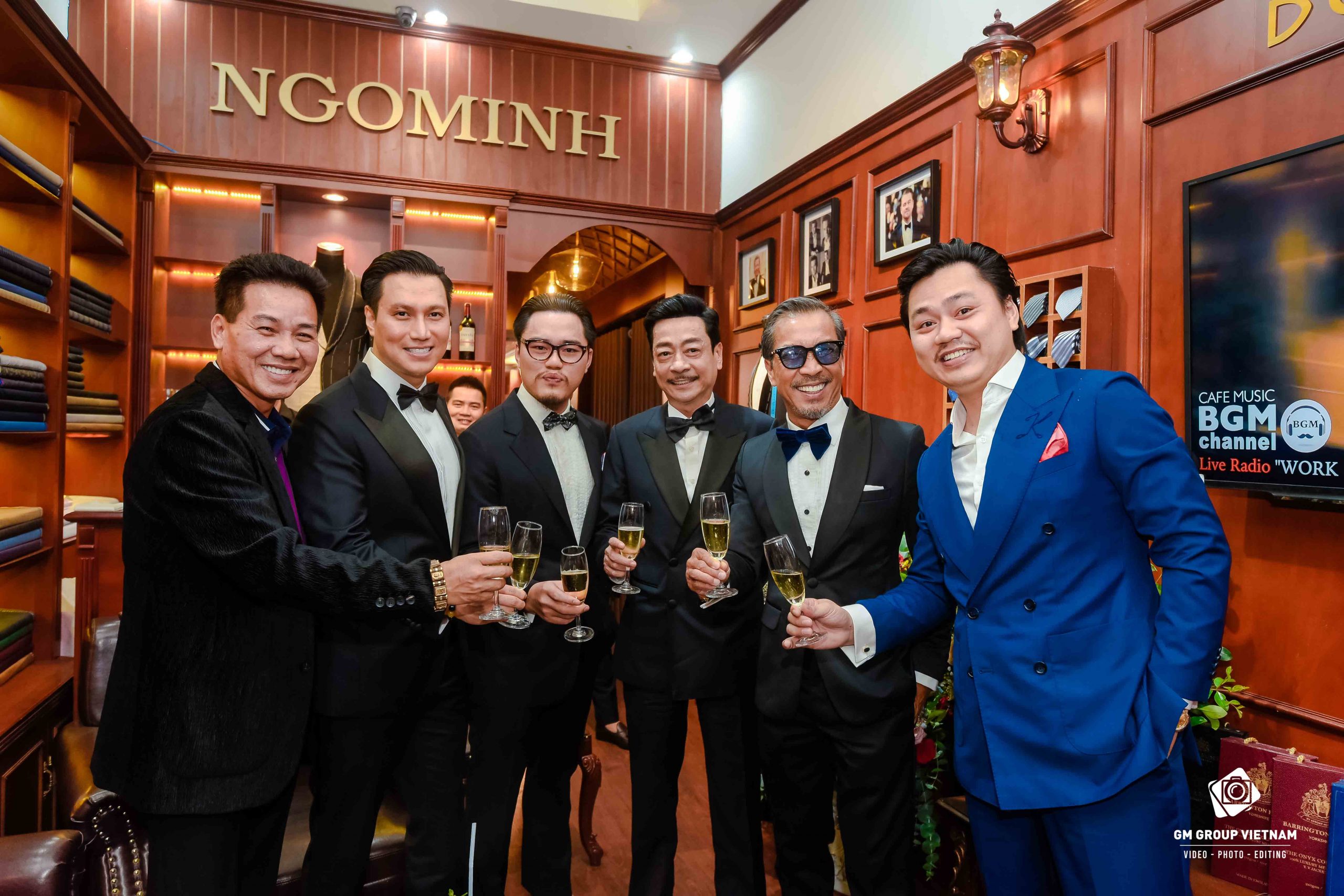 Khai trường cửa hàng thời trong Ngô Minh