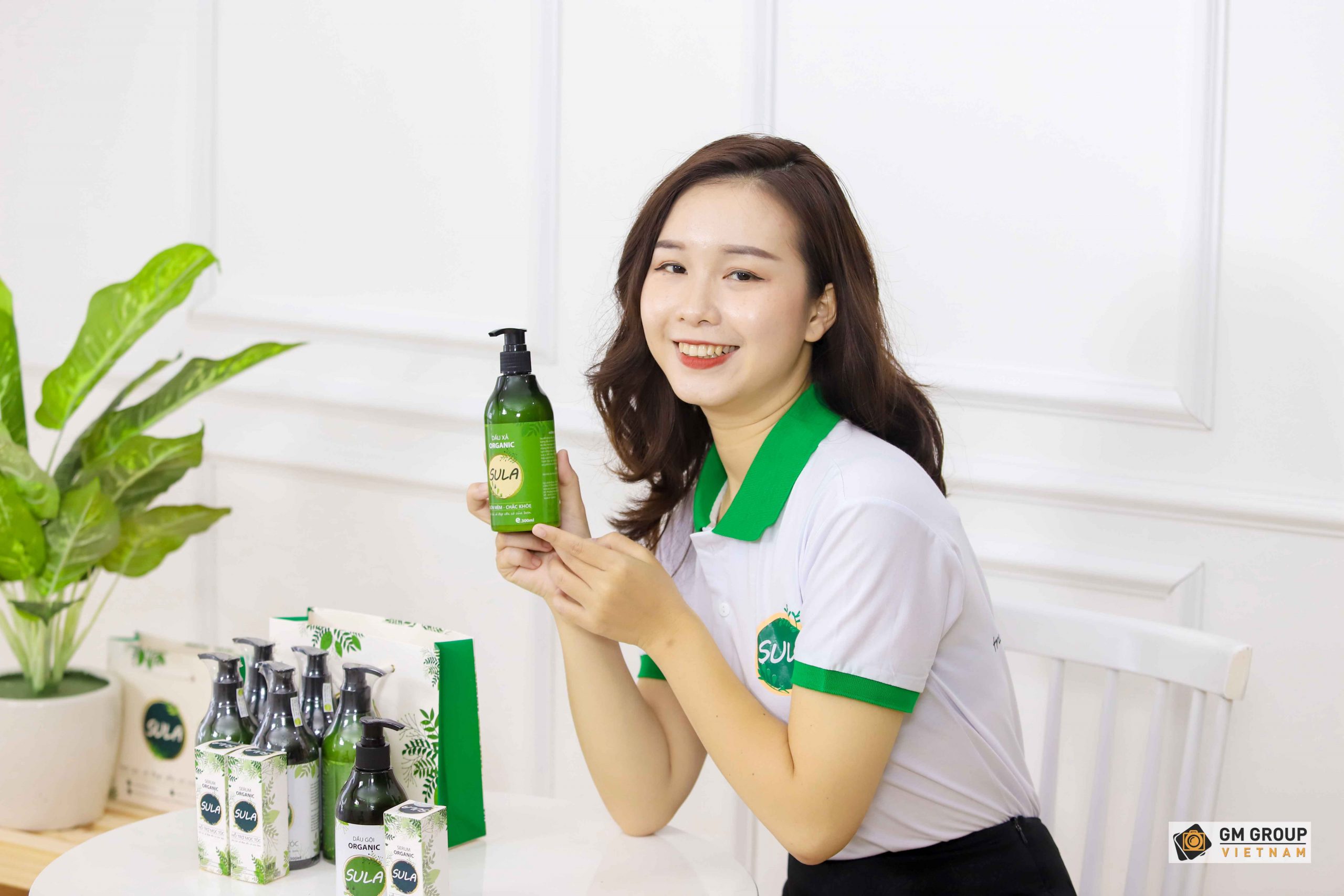 Quay chụp Sản phẩm Dầu gội đầu Sula