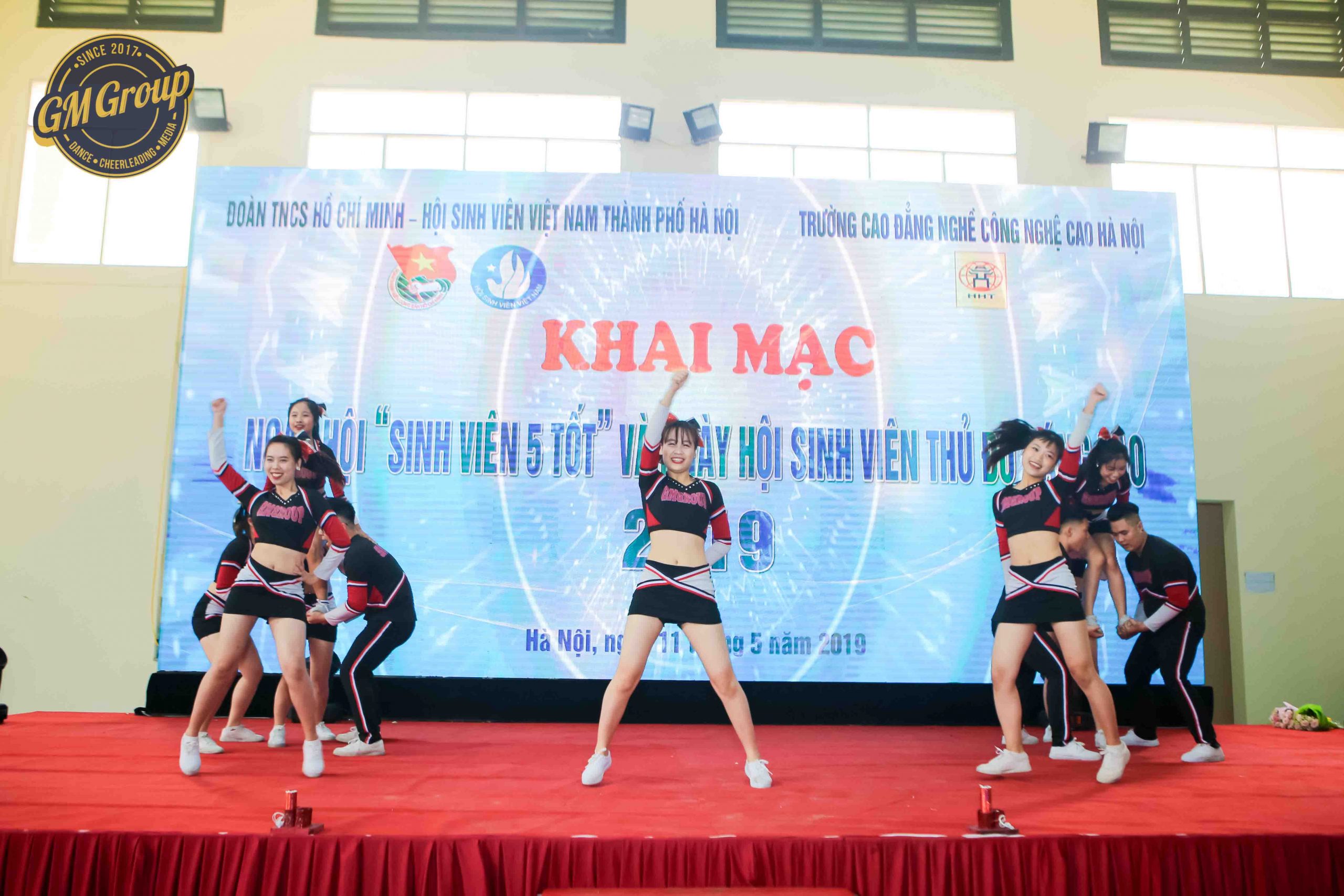 Nhảy cổ động Sinh Viên 5 Tốt Thành Đoàn Hà Nội