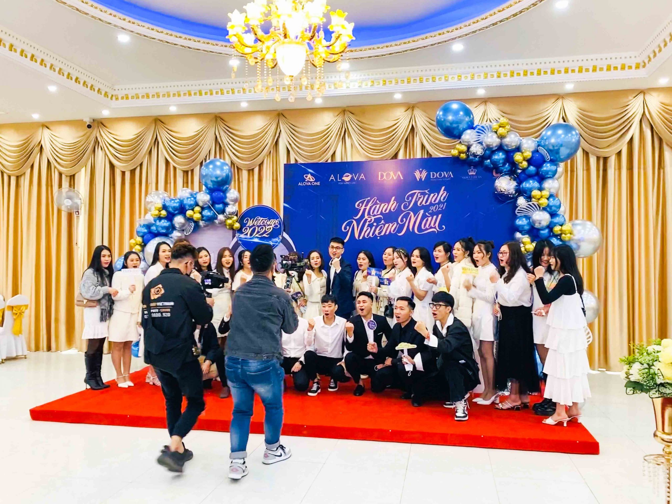 Quay chụp Gala Dinner: Quy trình và kinh nghiệm